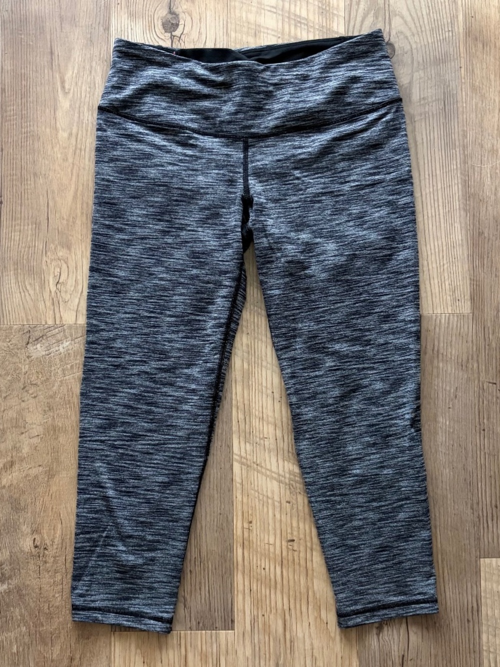 Victoria Secret Sport Capris Leggings